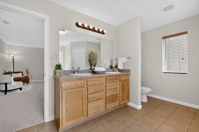 401 Minturn Loop NE, Rio Rancho, NM 87124