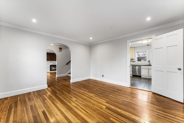 30 Stearns Rd, Belmont, MA 02478