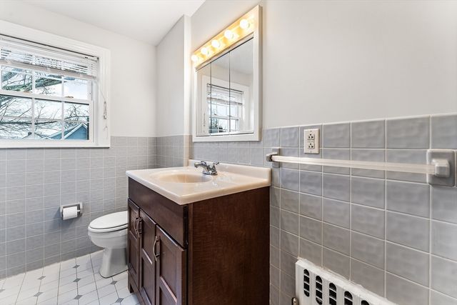 30 Stearns Rd, Belmont, MA 02478