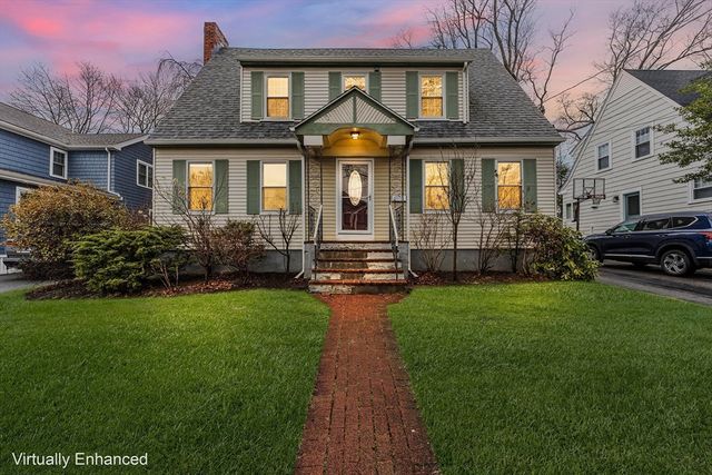 30 Stearns Rd, Belmont, MA 02478