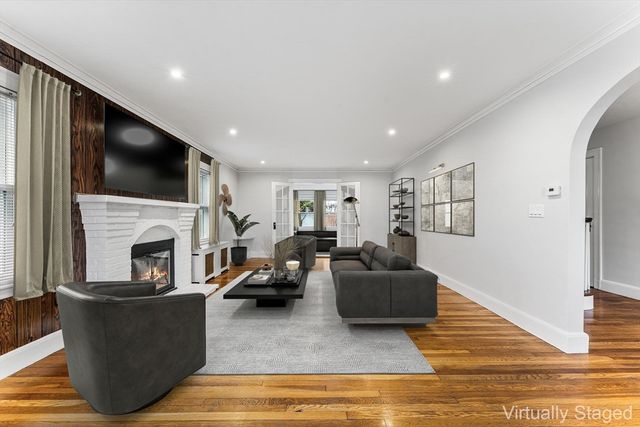 30 Stearns Rd, Belmont, MA 02478