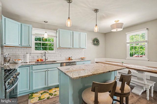 9 DIANNA DR, Phoenixville, PA 19460
