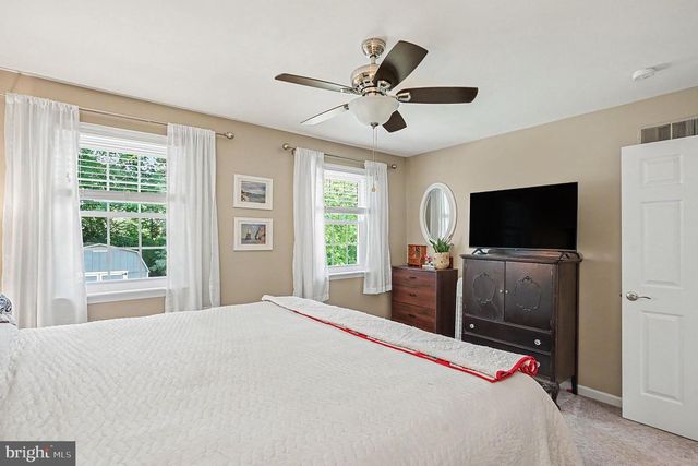 9 DIANNA DR, Phoenixville, PA 19460