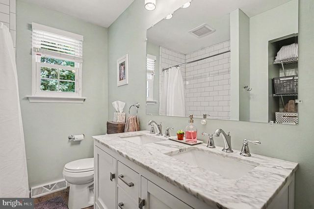 9 DIANNA DR, Phoenixville, PA 19460