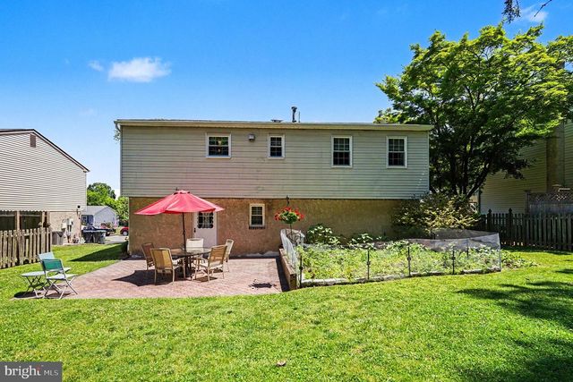 9 DIANNA DR, Phoenixville, PA 19460