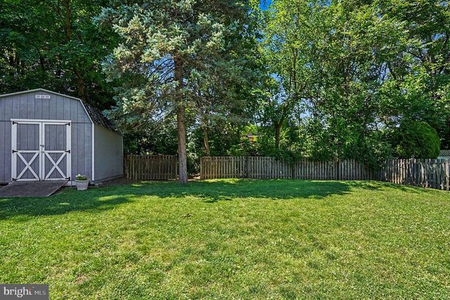 9 DIANNA DR, Phoenixville, PA 19460