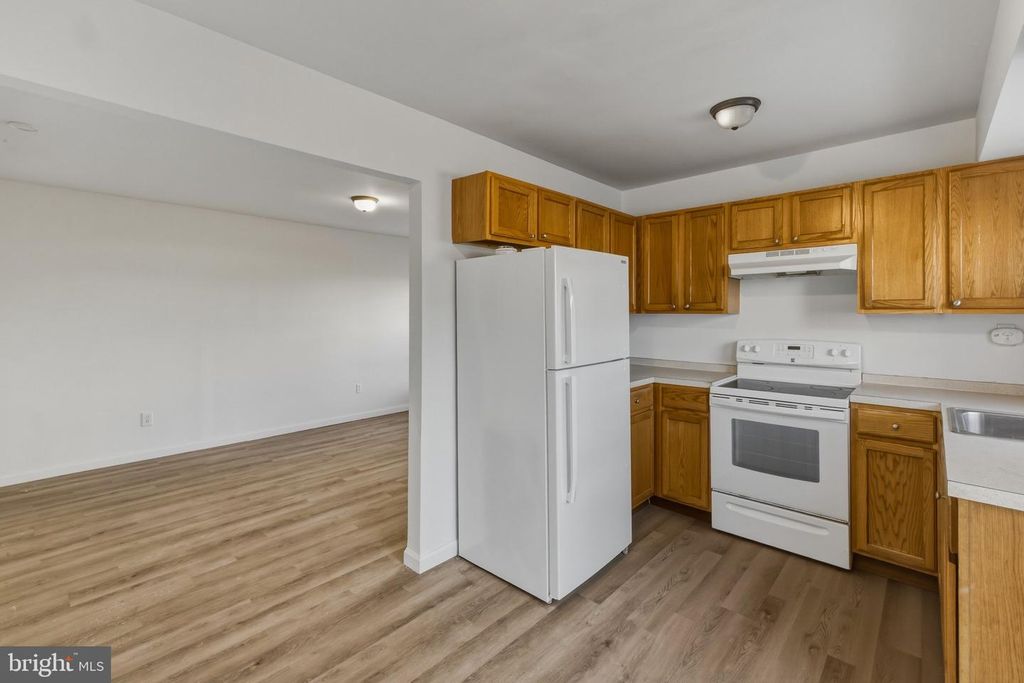 22 LAWRENCE CT, SICKLERVILLE, NJ 08081 — photo 5