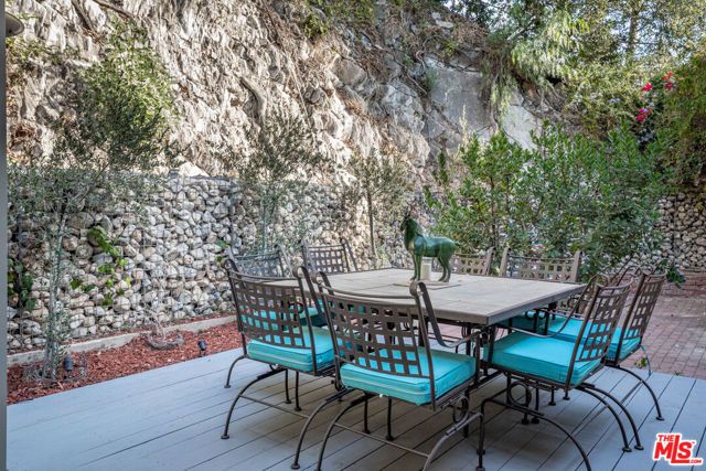 3835 Fairway Avenue, Studio City (los Angeles), CA 91604