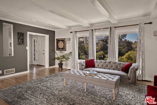 3835 Fairway Avenue, Studio City (los Angeles), CA 91604