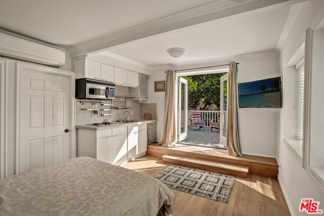 3835 Fairway Avenue, Studio City (los Angeles), CA 91604