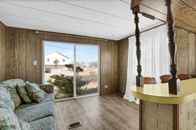 6015 6th Street, Holly Ridge, NC 28445