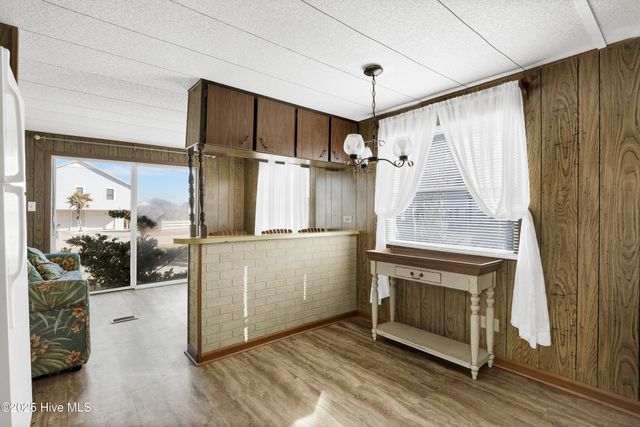 6015 6th Street, Holly Ridge, NC 28445