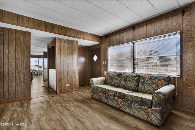 6015 6th Street, Holly Ridge, NC 28445