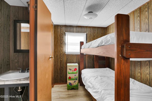 6015 6th Street, Holly Ridge, NC 28445