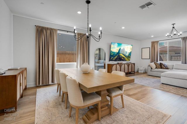 5080 Marshmallow Dr, Roseville, CA 95678