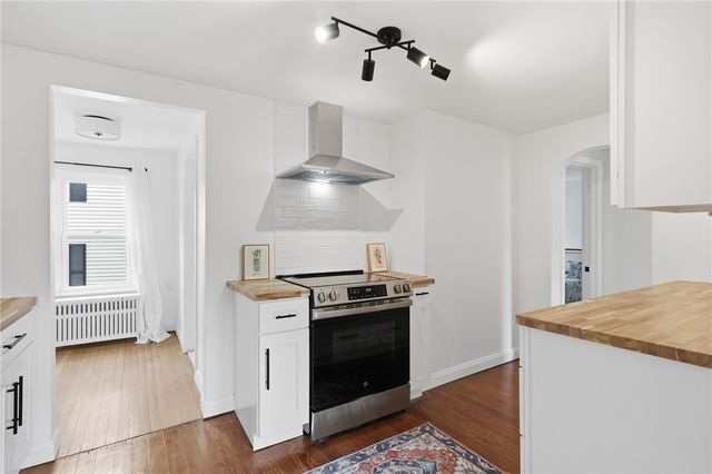 51 Terrace Avenue, Warwick, RI 02889