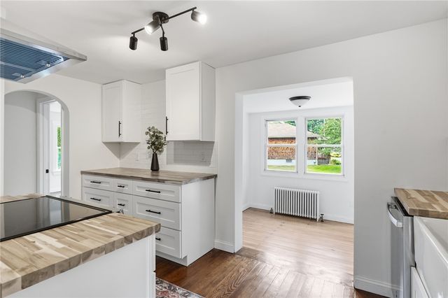 51 Terrace Avenue, Warwick, RI 02889
