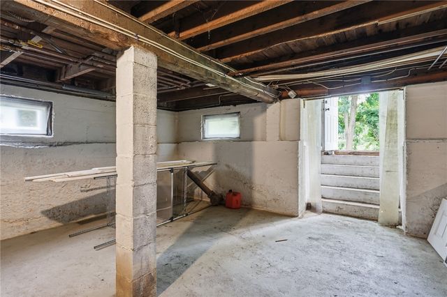 51 Terrace Avenue, Warwick, RI 02889