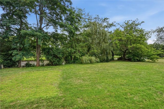 51 Terrace Avenue, Warwick, RI 02889