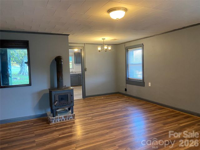 2991 Perkins Avenue, Morganton, NC 28655