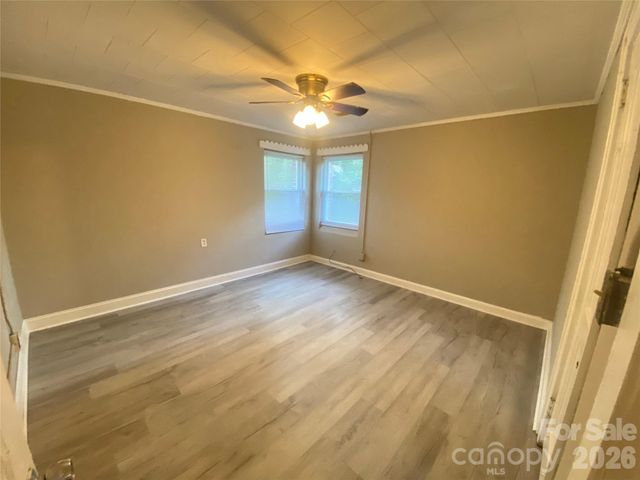 2991 Perkins Avenue, Morganton, NC 28655