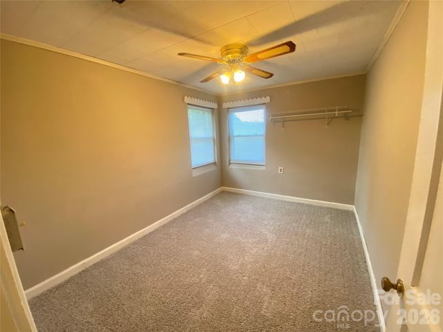 2991 Perkins Avenue, Morganton, NC 28655