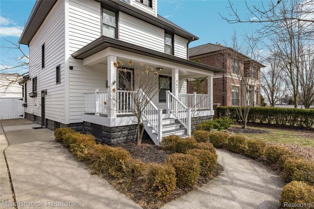 967 Ann Street, Birmingham, MI 48009