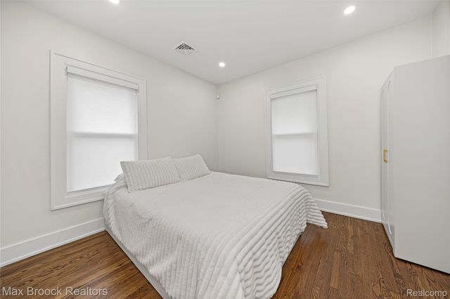 967 Ann Street, Birmingham, MI 48009