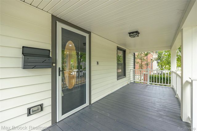 967 Ann Street, Birmingham, MI 48009