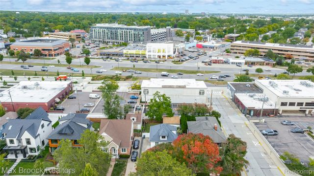 967 Ann Street, Birmingham, MI 48009
