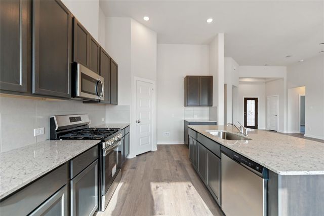 1285 Westfork Drive, Sealy, TX 77474