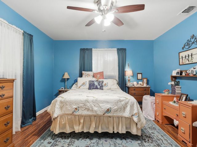 113 Meadow Way, Universal City, TX 78148