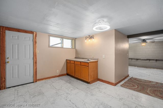 443 W 8th Street, Booneville, AR 72927