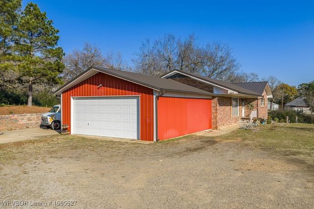 443 W 8th Street, Booneville, AR 72927