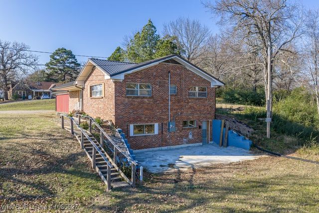 443 W 8th Street, Booneville, AR 72927