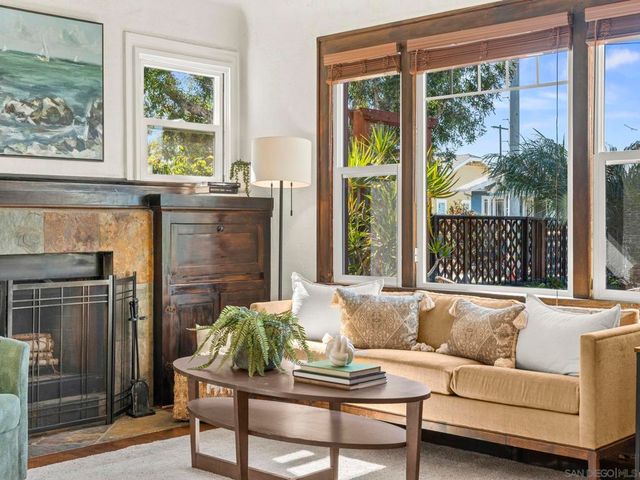 3633 37 32nd St, San Diego, CA 92104