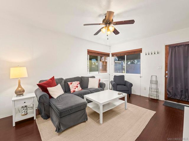 3633 37 32nd St, San Diego, CA 92104