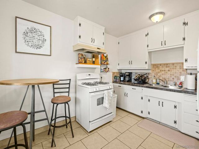 3633 37 32nd St, San Diego, CA 92104