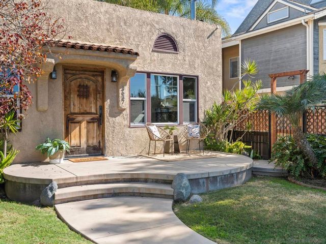 3633 37 32nd St, San Diego, CA 92104