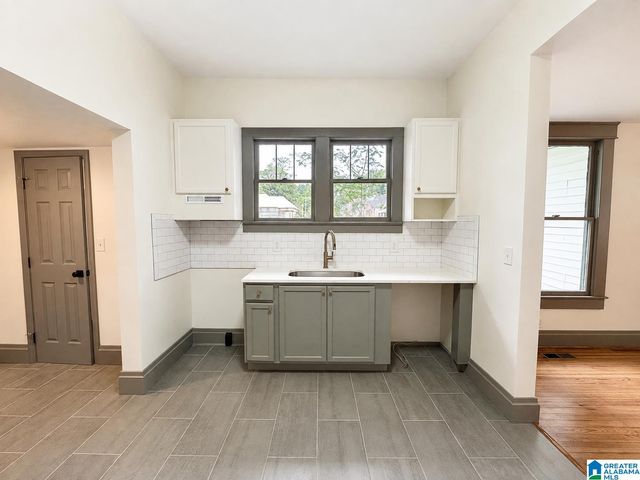 129 57TH STREET S, Birmingham, AL 35212