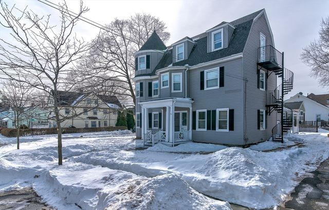 11 French St 2, Quincy, MA 02171