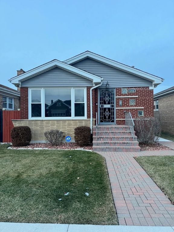 1216 W 95th Place, Chicago, IL 60643