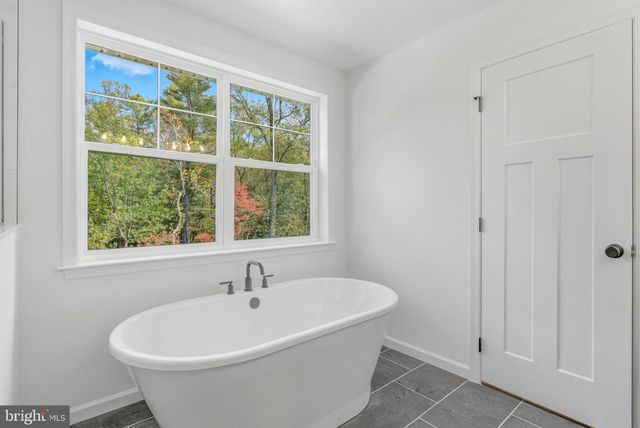 1050 GLEN HALL RD, Kennett Square, PA 19348