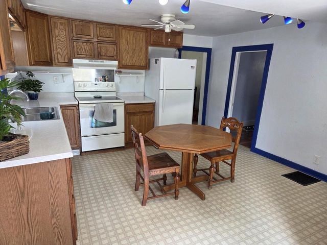 325 S Sixth STREET, Delavan, WI 53115