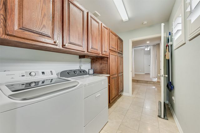 7916 Mimosa Drive, North Richland Hills, TX 76180