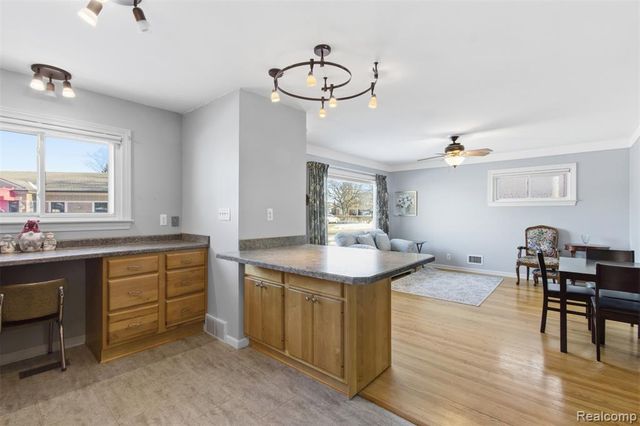 23162 Doremus Street, Saint Clair Shores, MI 48080