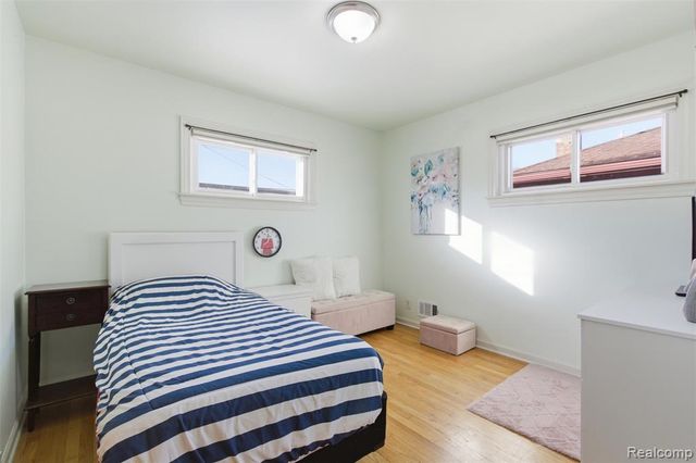 23162 Doremus Street, Saint Clair Shores, MI 48080