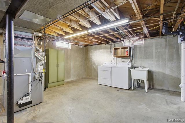 23162 Doremus Street, Saint Clair Shores, MI 48080