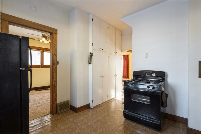 1518 Bever Ave, Cedar Rapids, IA 52403