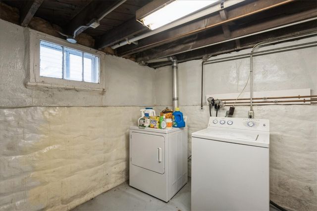 1518 Bever Ave, Cedar Rapids, IA 52403